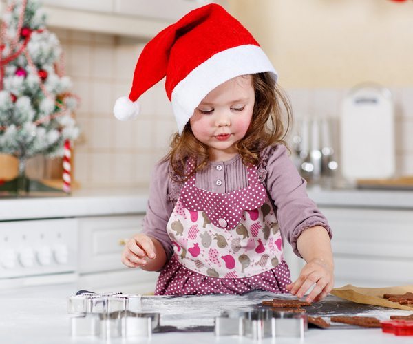 10 Christmas Cookies Kids Can Help Make